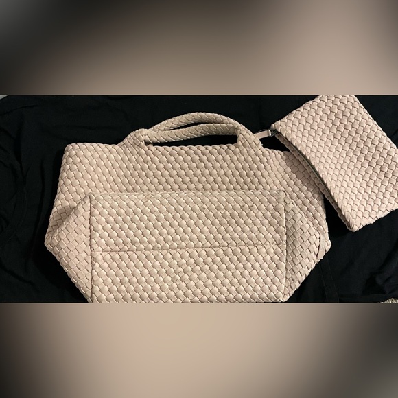 NAGHEDI St. Barths Medium Woven Tote Bag - Picture 9 of 16